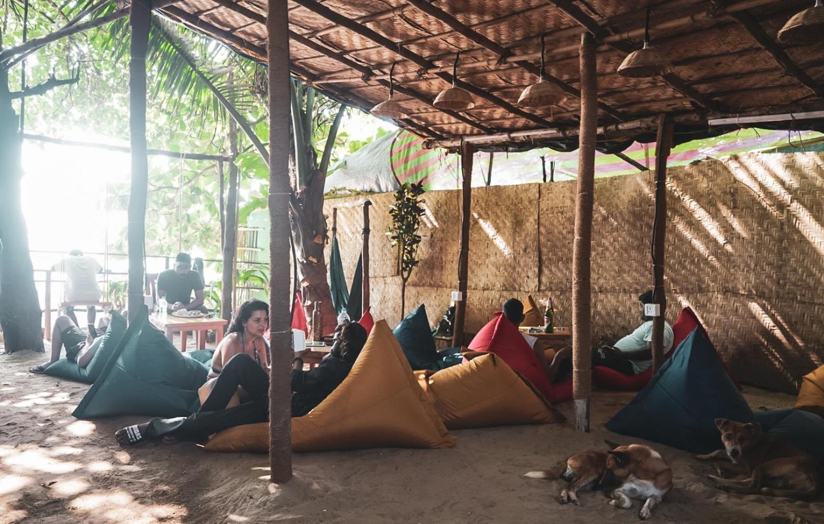 12 Monks - Beachside Hostel Arambol Exterior foto