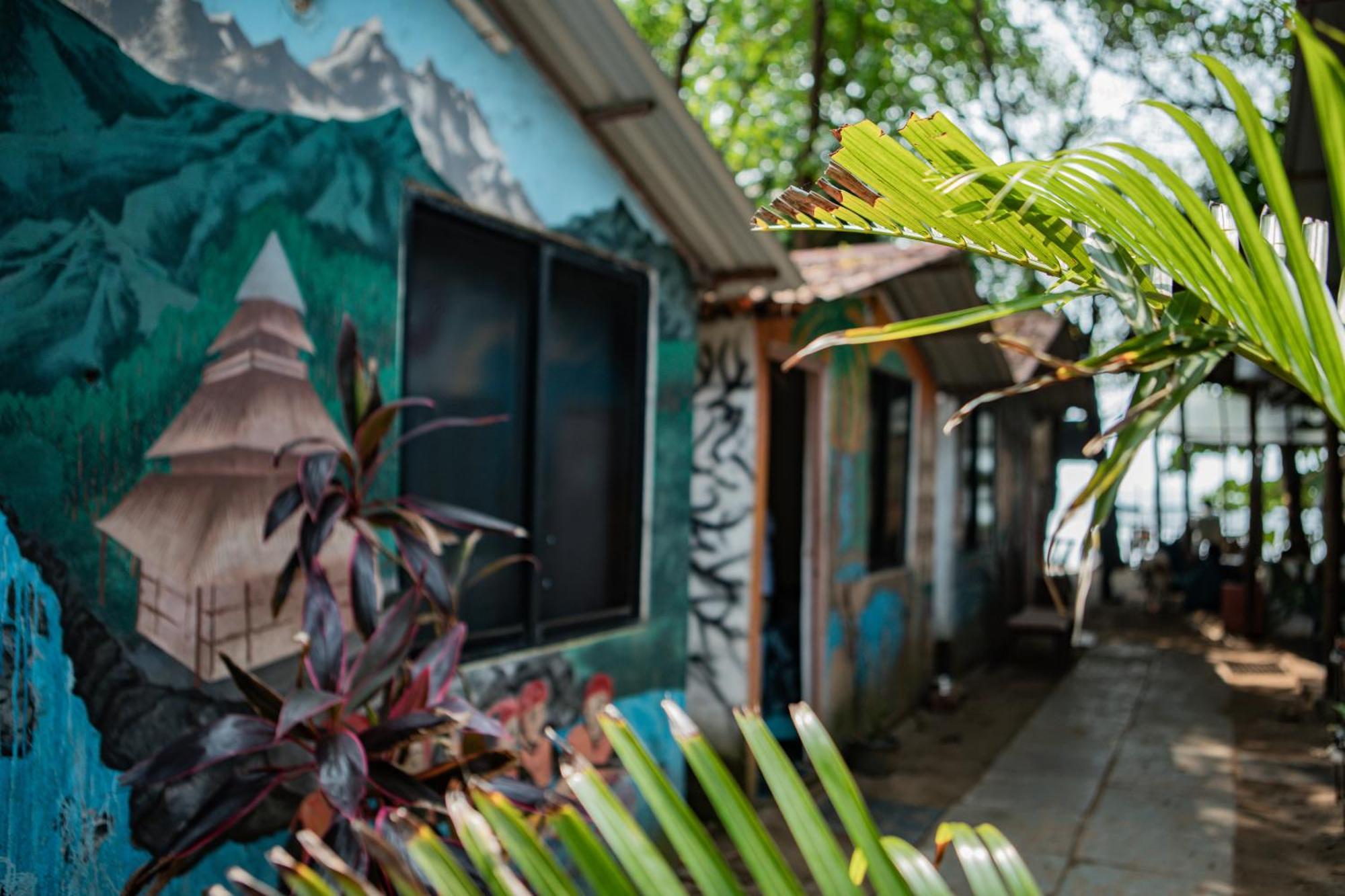 12 Monks - Beachside Hostel Arambol Exterior foto